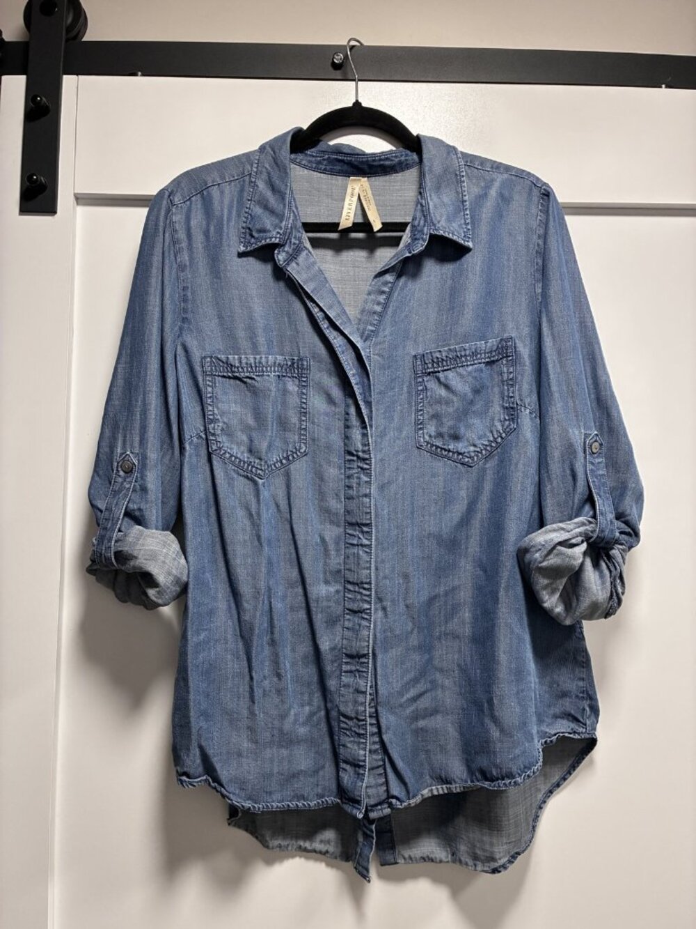 Liverpool Los Angeles Chambray Button Up Shirt Roll Tab Sleeve L